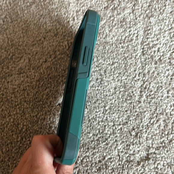 OtterBox IPhone 15 Case Commuter - Picture 3 of 5